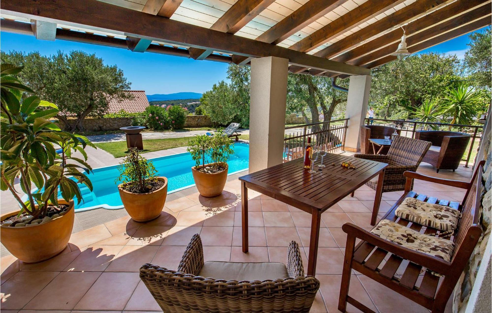 3 Bedroom Cozy Home In Palit Exterior foto