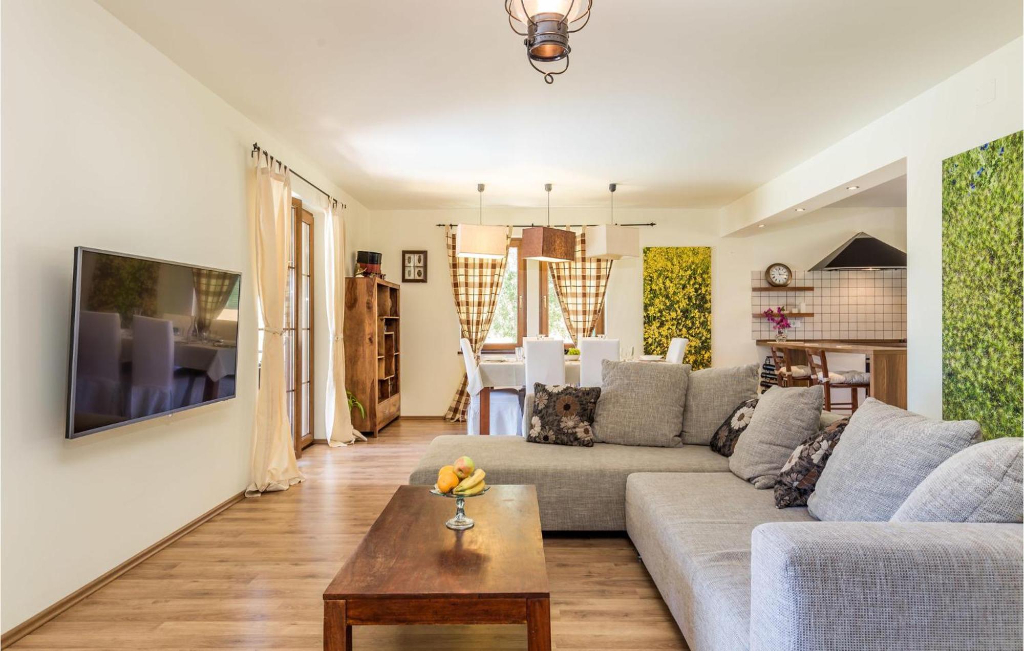 3 Bedroom Cozy Home In Palit Exterior foto