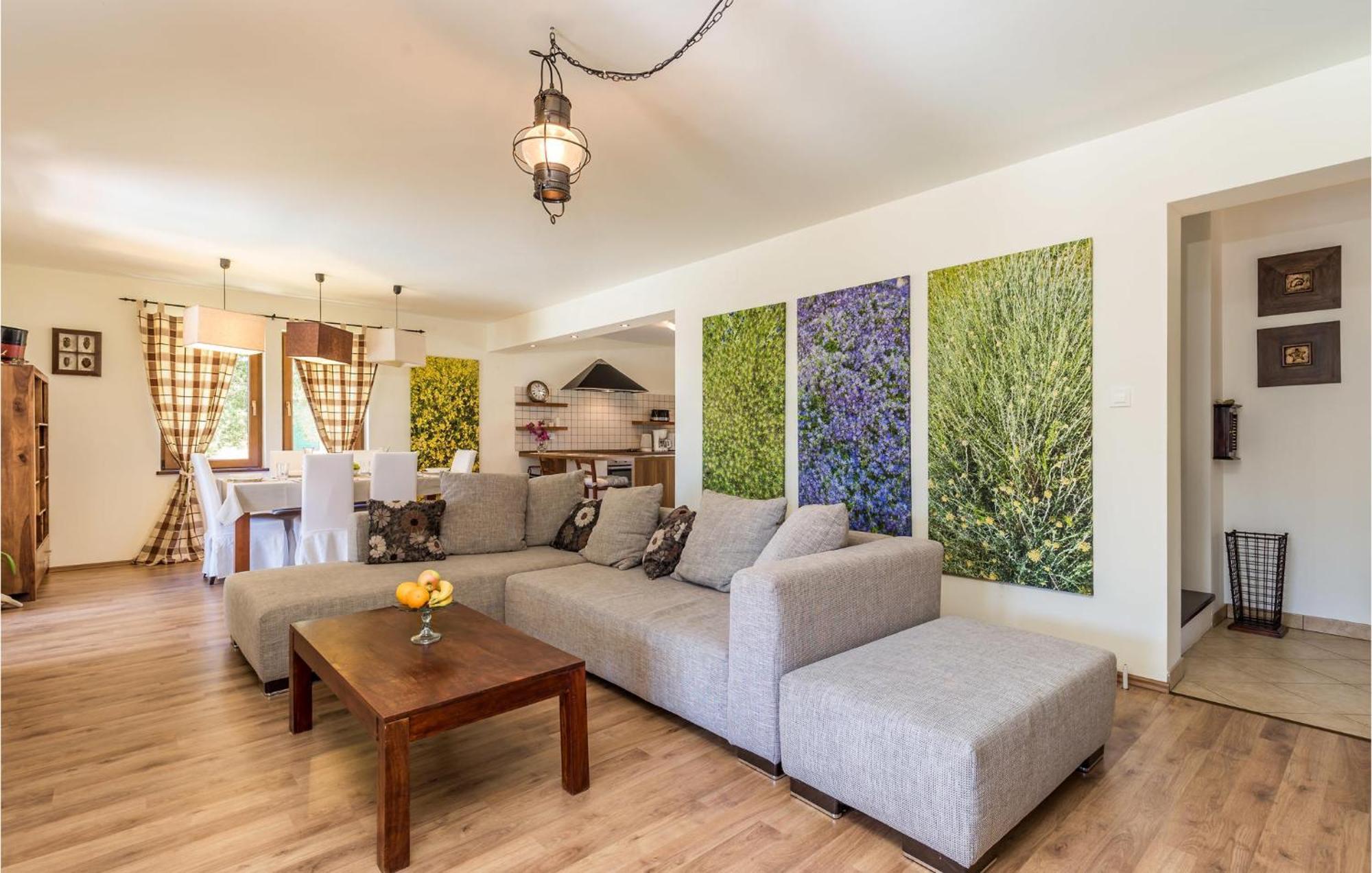 3 Bedroom Cozy Home In Palit Exterior foto